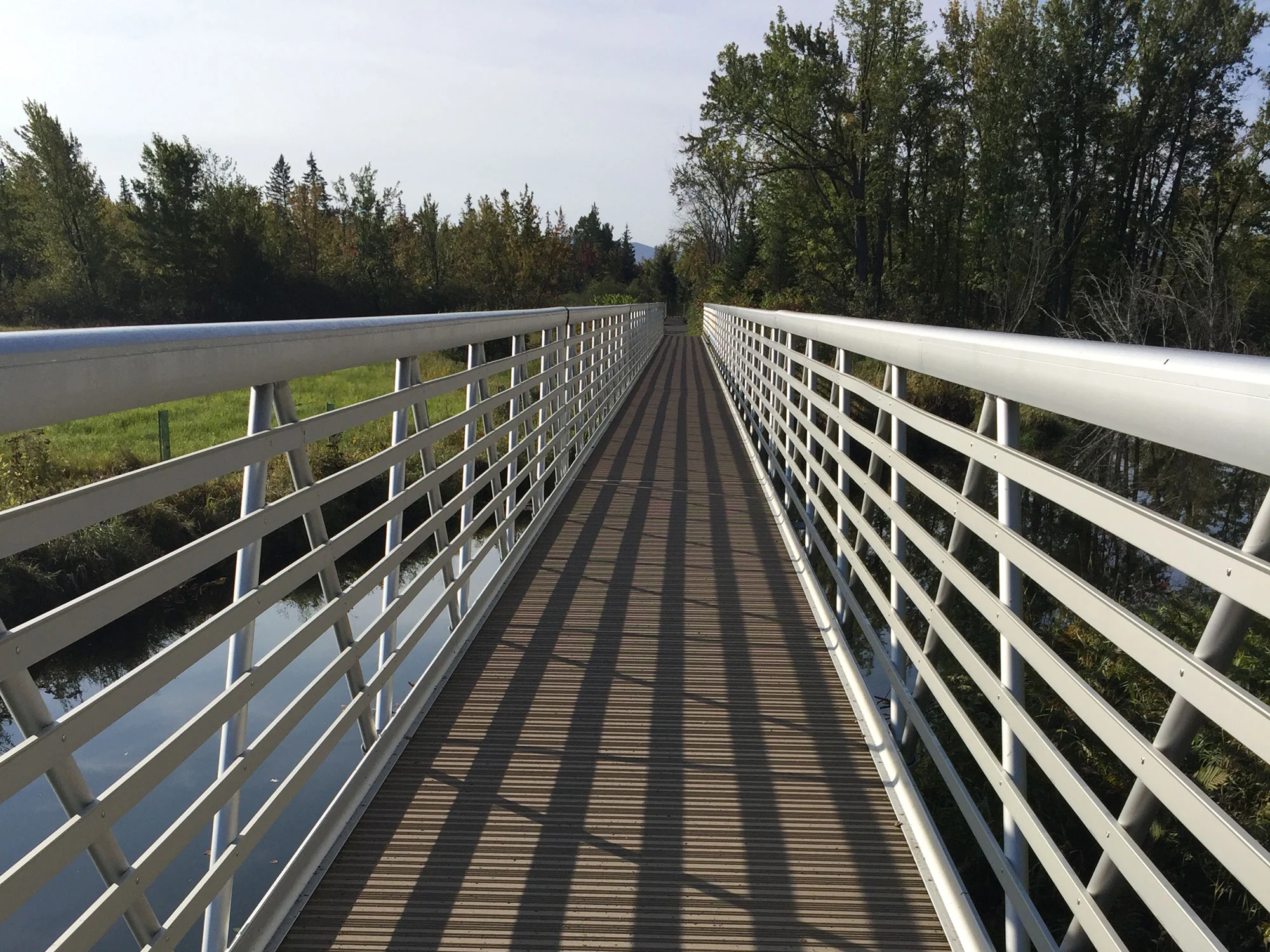 MakeABridge® aluminum pedestrian bridge design, awarded second prize in the 2009 Contech “Industrial, Commercial or Institutional” category.